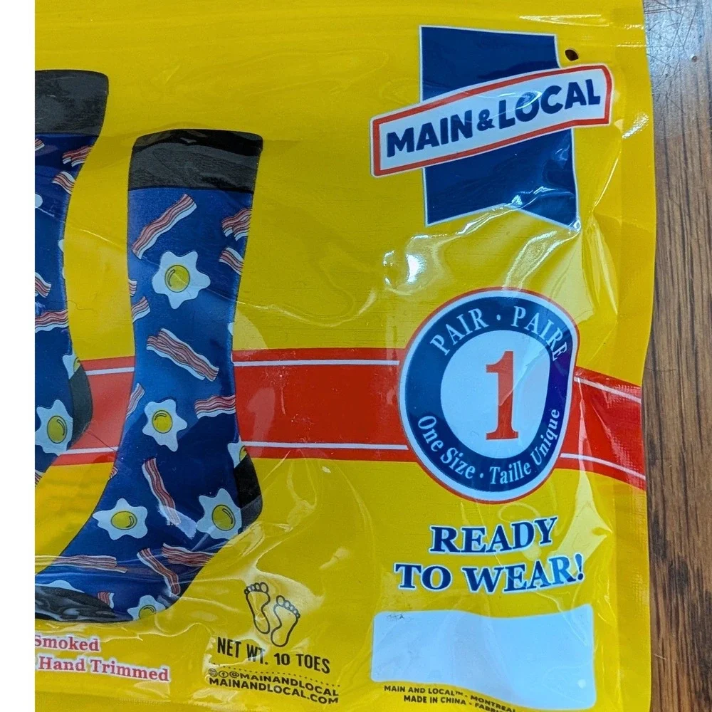 NEW‎ Main & Local Bacon Socks Blue Eggs Breakfast Food Novelty Unisex One Size